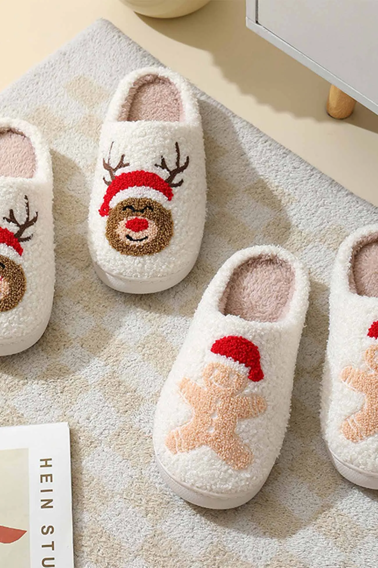 Christmas Graphic Plush House Slippers